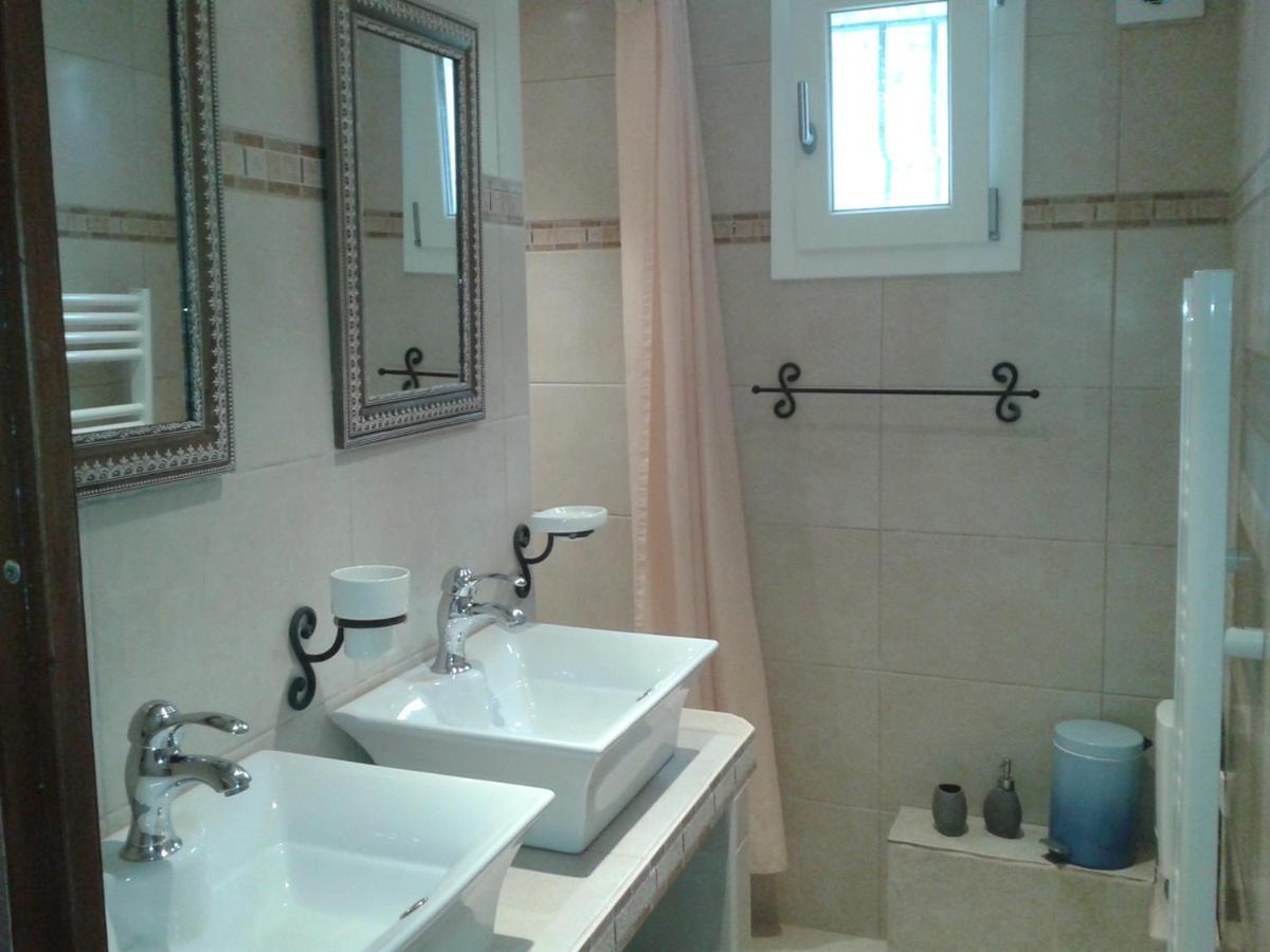 Chambres Chez L'Habitant Claviers Ngoại thất bức ảnh